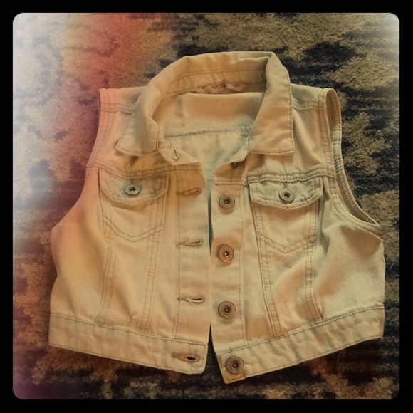 Highway Jeans Jackets & Blazers - SALE !!!🎉Sleeveless jean jacket